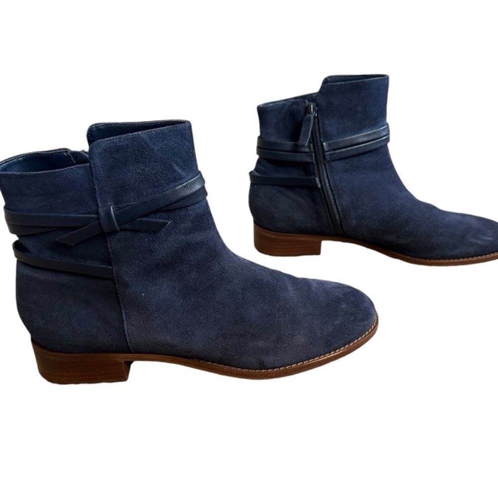 Trotters Blue Suede Ankle Boot Size 11
